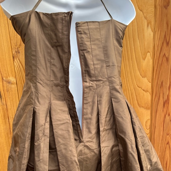 BCBG MAXAZRIA Brown
Strapless Cocktail Dress 4 - Picture 5 of 8